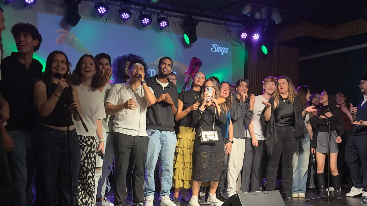 dc22bdc1-e5ff-4805-b277-514657910299